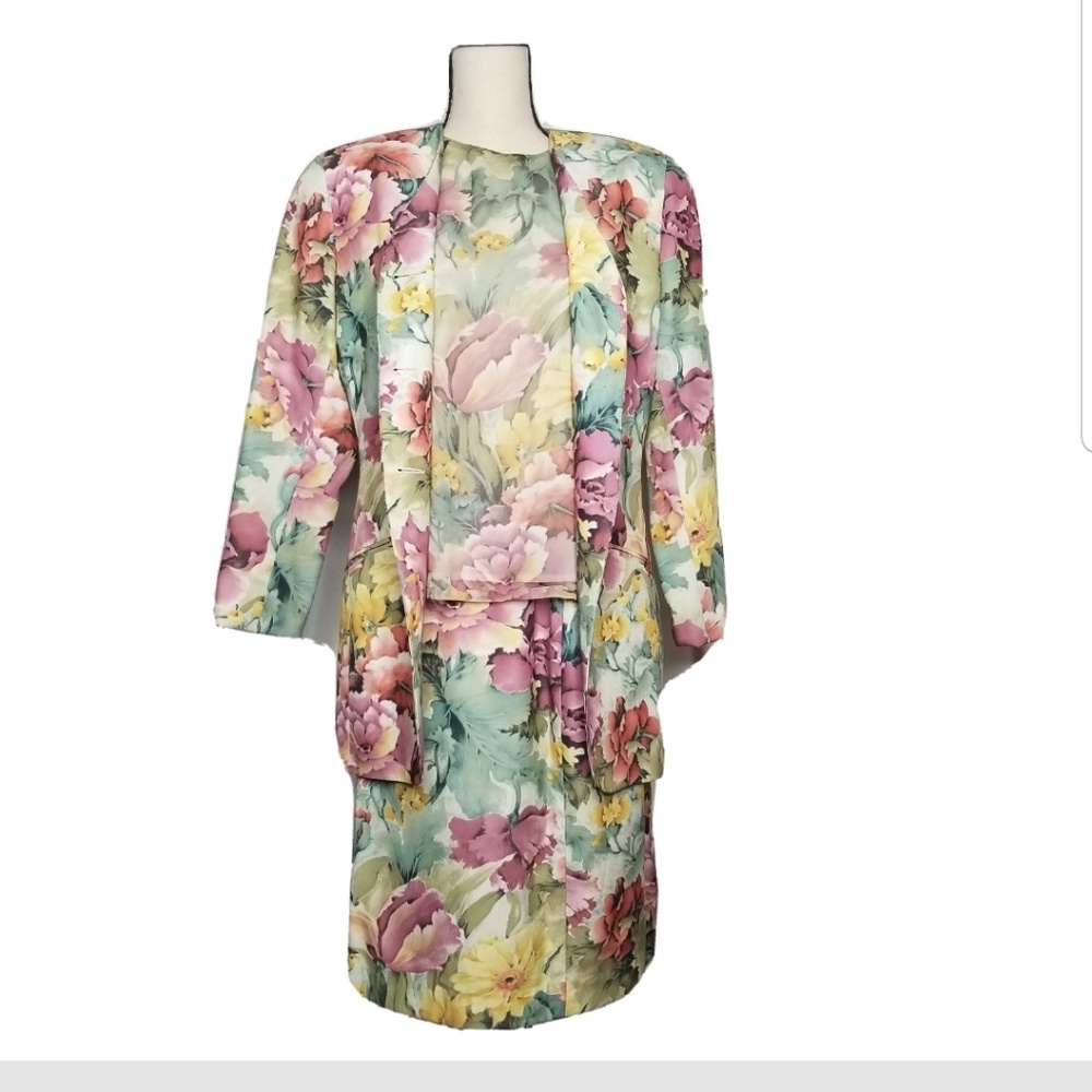 VTG Scott Taylor Women's 3 PCS Floral Print Skirt